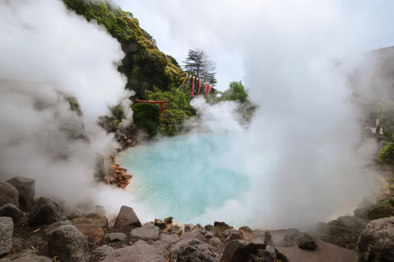 Hot Springs as Medicine: Why Chronic Pain Sufferers Are Building Their Japan Itineraries Around the Water, Not the Sights